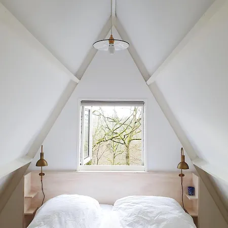 Modern A-frame Ardennen 木屋 杜柏
