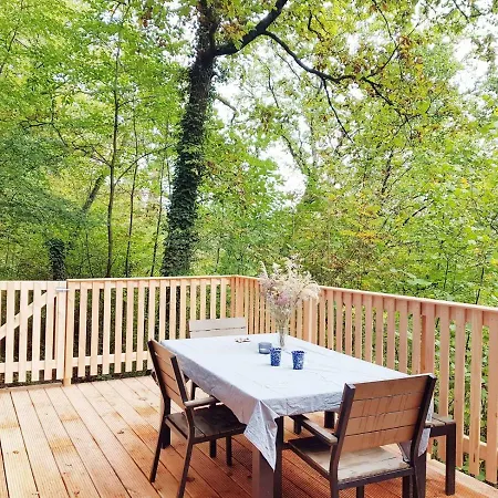 Alpesi faház Moderne A-frame Midden In Het Bos, Luxe *
